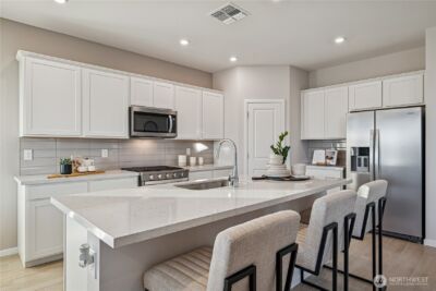 9816 Ferns Loop SE, Yelm, WA 98597 - Photo 6