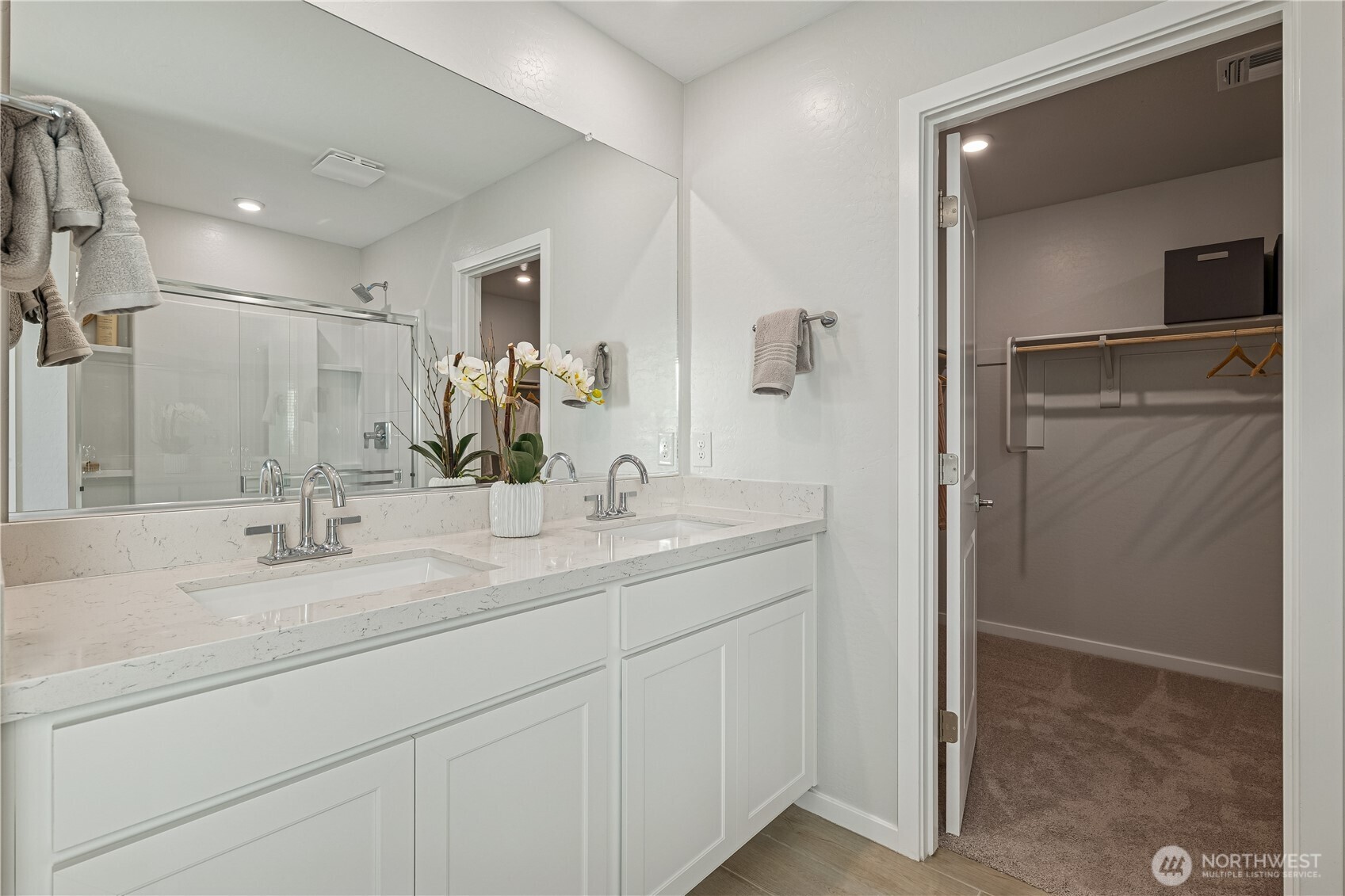 9816 Ferns Loop SE, Yelm, WA 98597