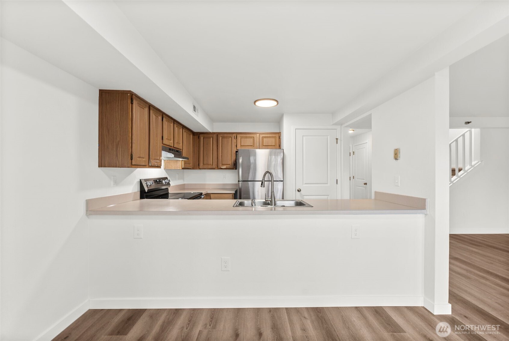 3939 10th Street SE #B3, Puyallup, WA 98374