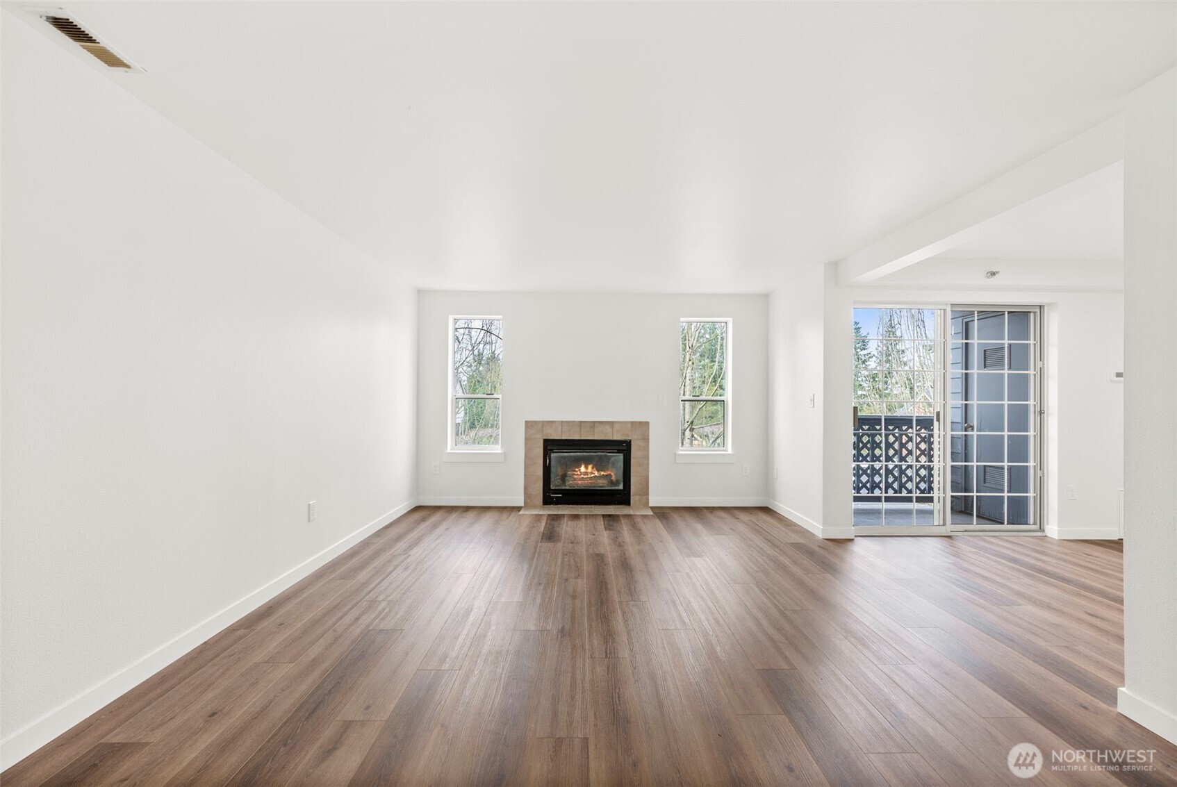 3939 10th Street SE #B3, Puyallup, WA 98374