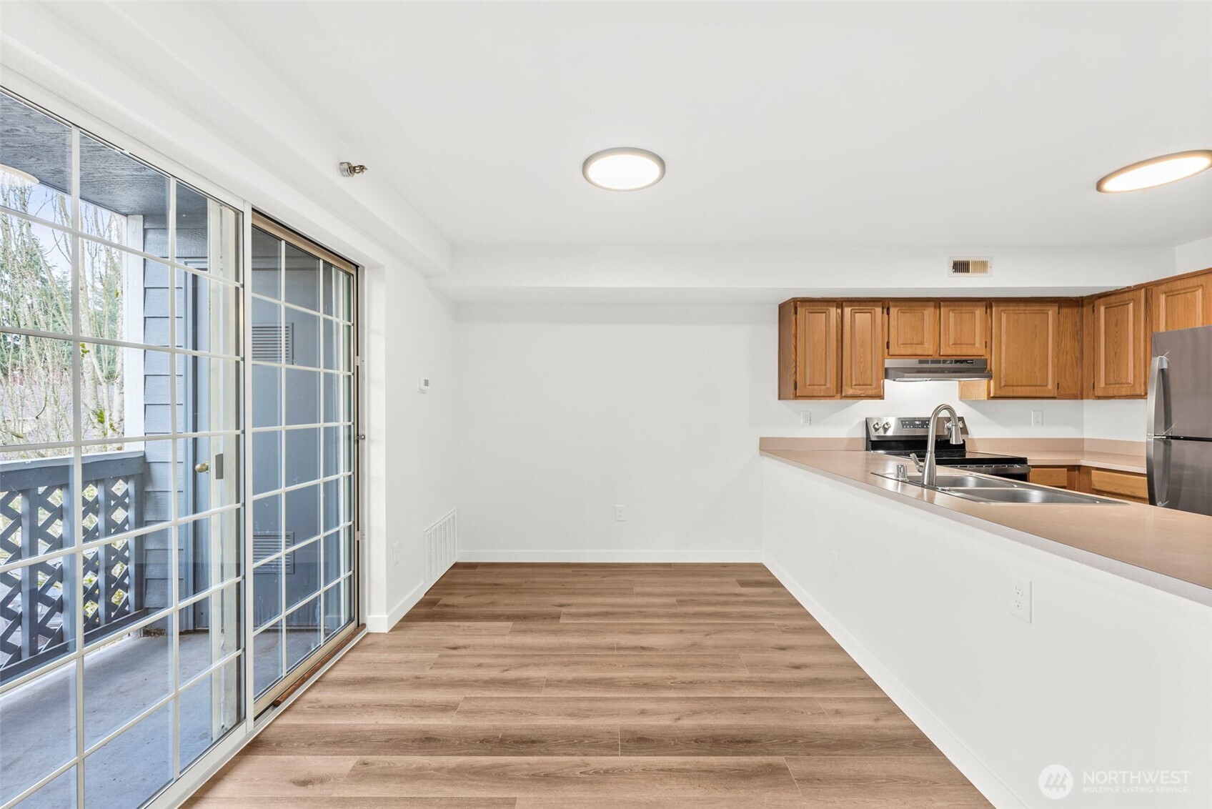 3939 10th Street SE #B3, Puyallup, WA 98374