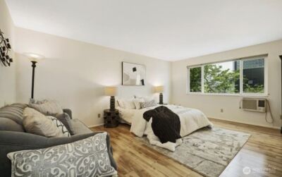 617 W Mercer Place #401, Seattle, WA 98119 - Photo 11