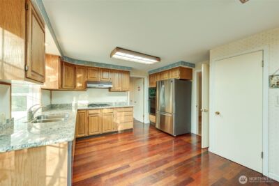 12201 SE 65th Place , Bellevue, WA 98006-4413 - Photo 12