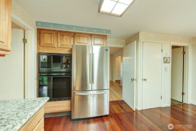 12201 SE 65th Place , Bellevue, WA 98006-4413 - Photo 13