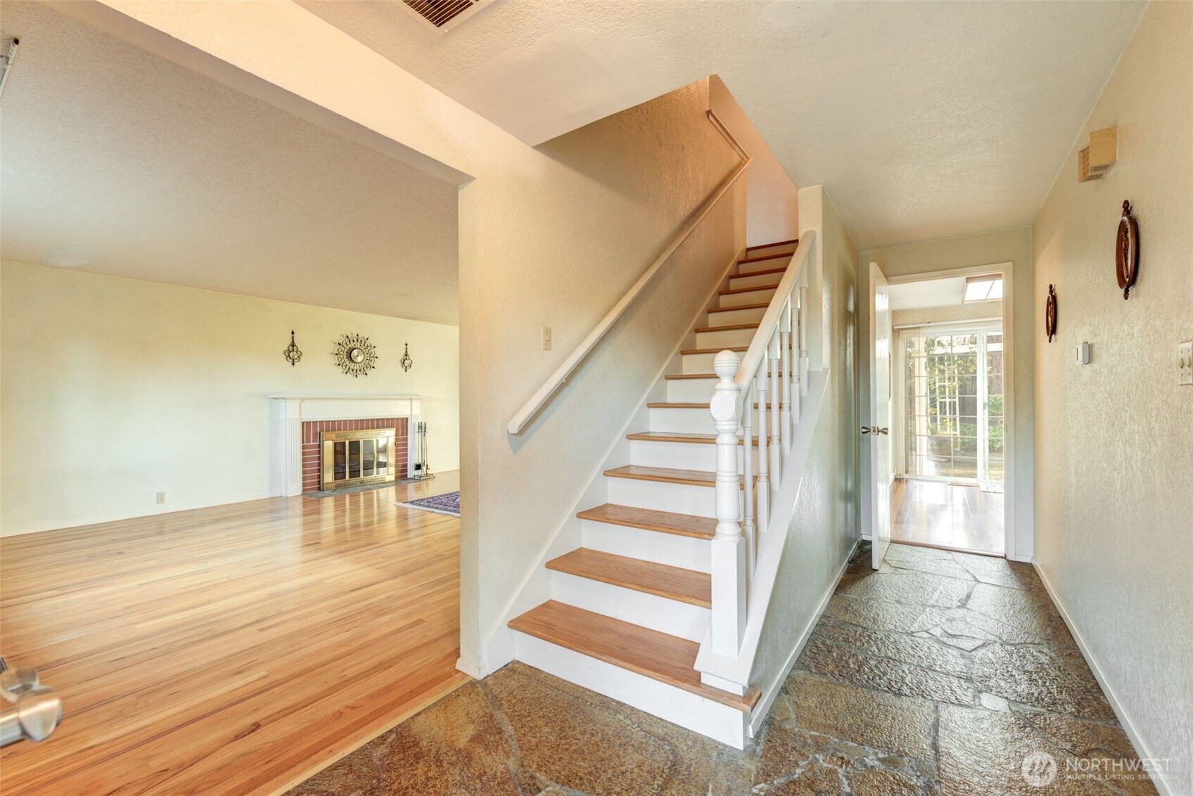 12201 SE 65th Place , Bellevue, WA 98006-4413