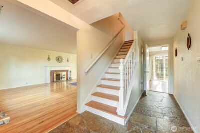 12201 SE 65th Place , Bellevue, WA 98006-4413 - Photo 20