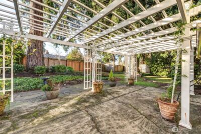 12201 SE 65th Place , Bellevue, WA 98006-4413 - Photo 30