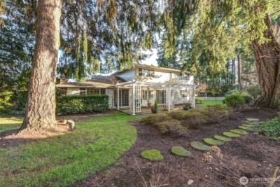 12201 SE 65th Place , Bellevue, WA 98006-4413 - Photo 36