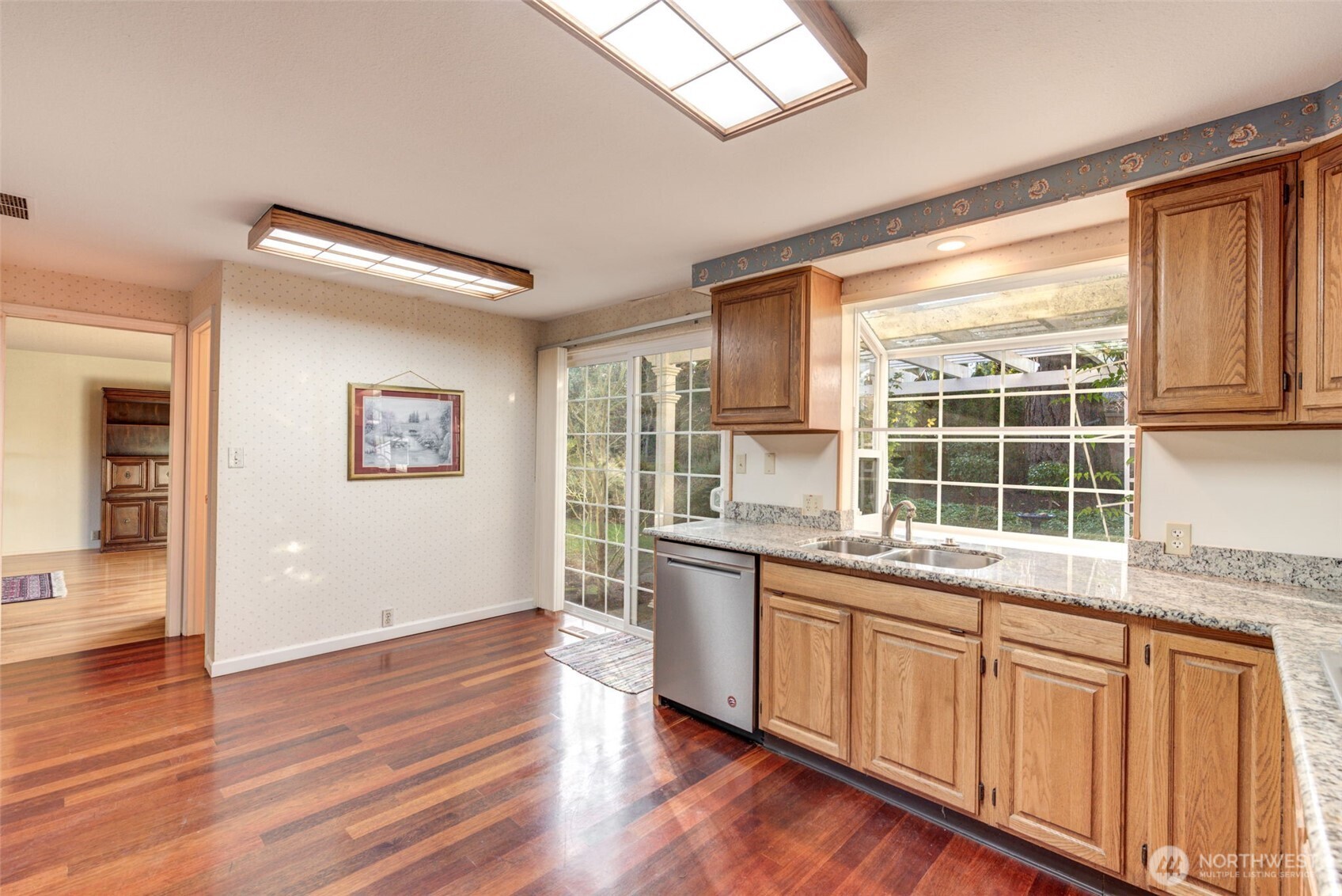 12201 SE 65th Place , Bellevue, WA 98006-4413