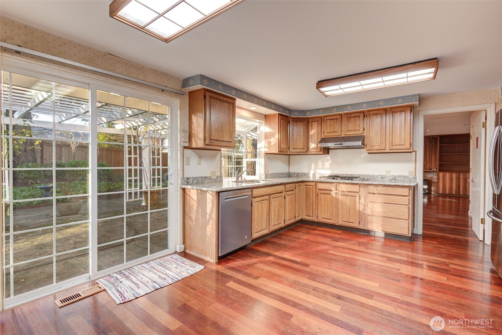 12201 SE 65th Place , Bellevue, WA 98006-4413