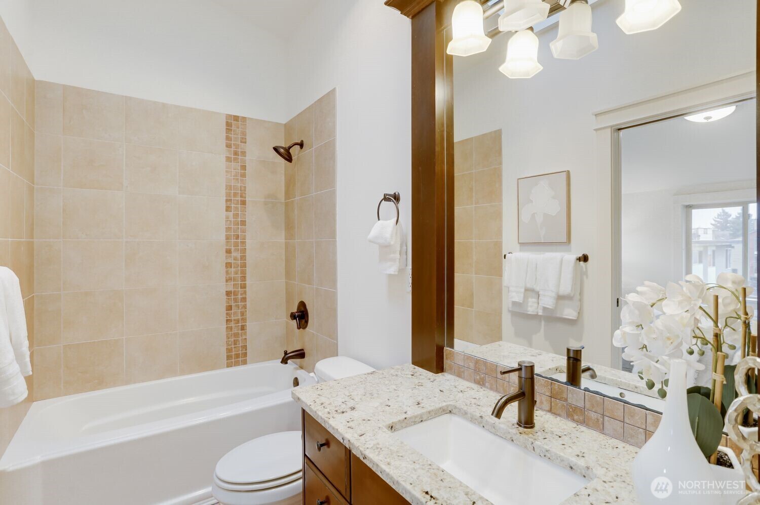 3635 Evanston Avenue N #B, Seattle, WA 98103