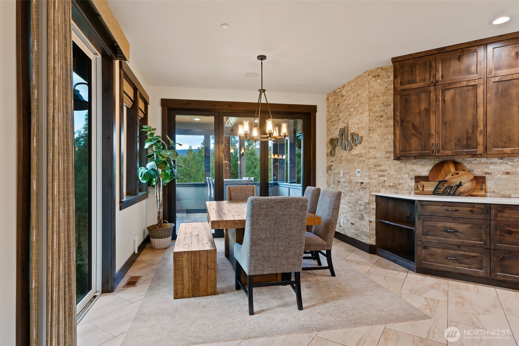 4611 Swiftwater Drive , Cle Elum, WA 98922