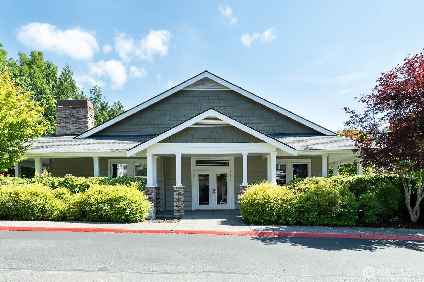 1855 Trossachs Boulevard SE #205, Sammamish, WA 98075-8072