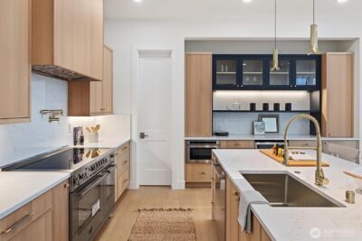 2515 35th Avenue W, Seattle, WA 98199 - Photo 12