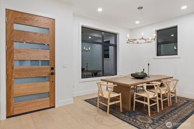 2515 35th Avenue W, Seattle, WA 98199 - Photo 4