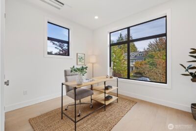 2515 35th Avenue W, Seattle, WA 98199 - Photo 5