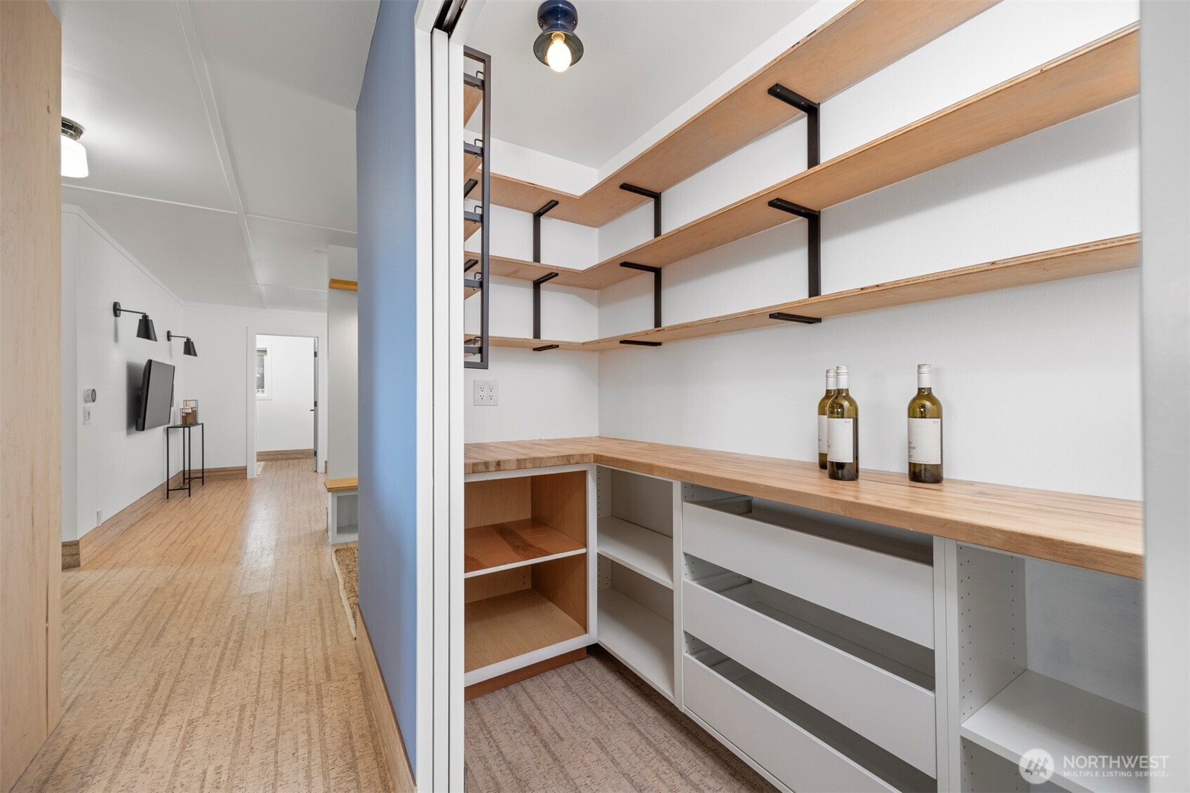 16021 Colony Road , Burlington, WA 98232