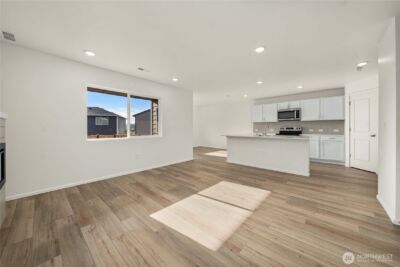 117 Willowbrook Drive , Chehalis, WA 98532 - Photo 3