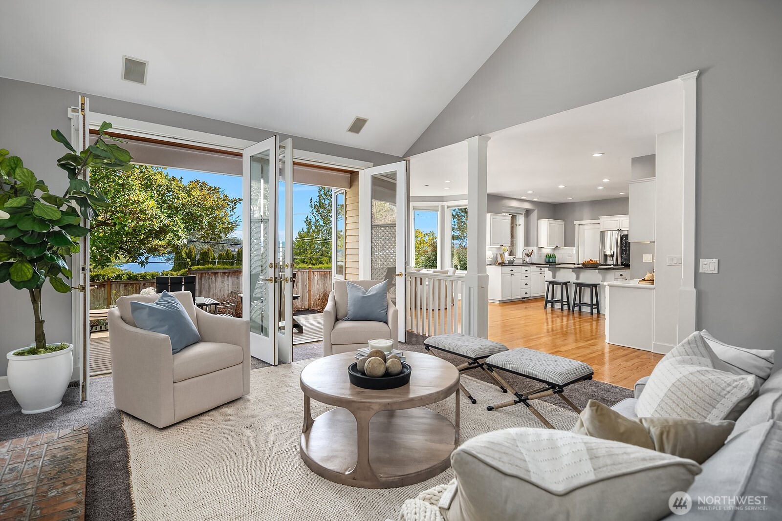 17120 SE 29th Place , Bellevue, WA 98008