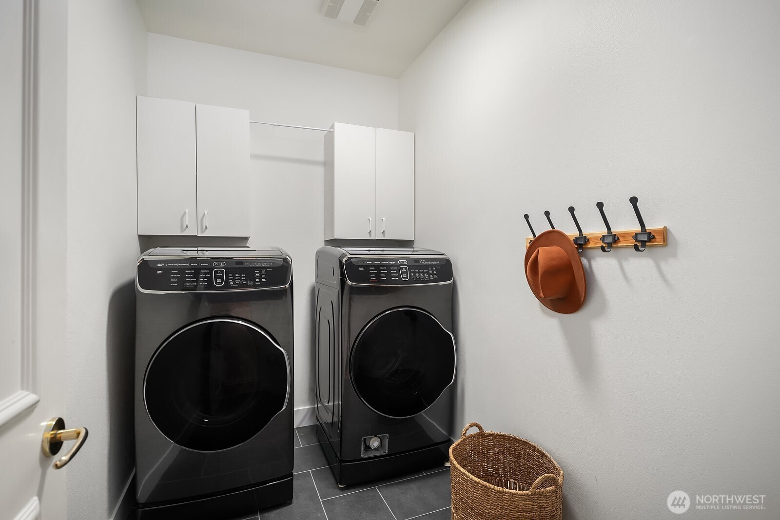 17120 SE 29th Place , Bellevue, WA 98008