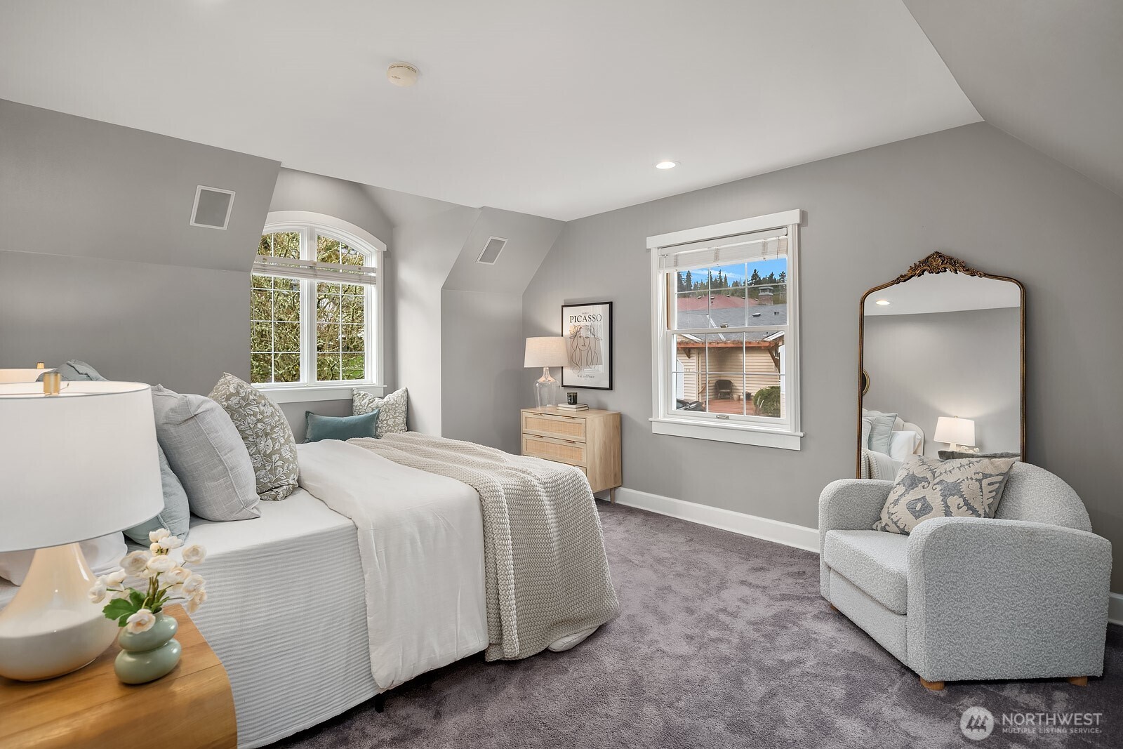 17120 SE 29th Place , Bellevue, WA 98008