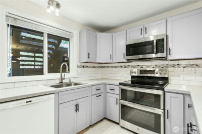 13611 8th #106, Bellevue, WA 98005 - Photo 12