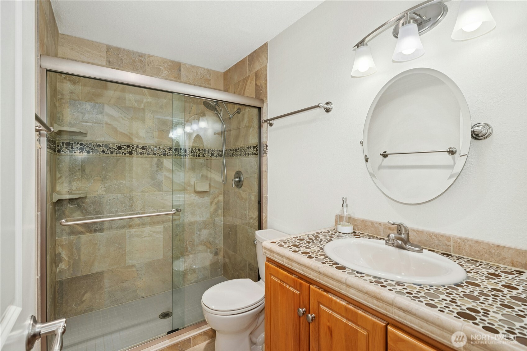 13611 8th #106, Bellevue, WA 98005