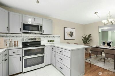 13611 8th #106, Bellevue, WA 98005 - Photo 3