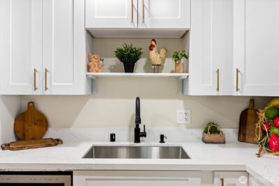 8821 S D Street , Tacoma, WA 98444 - Photo 9