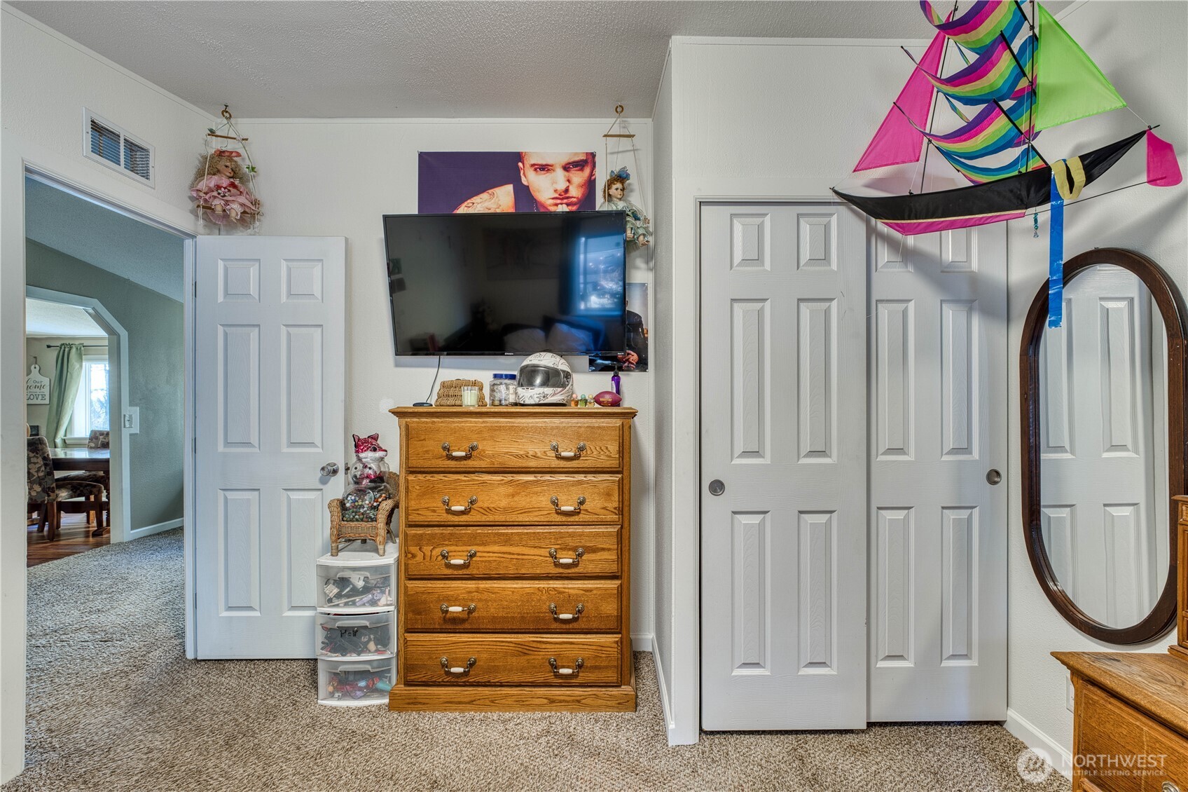 21503 Howard Avenue NE, Kingston, WA 98346