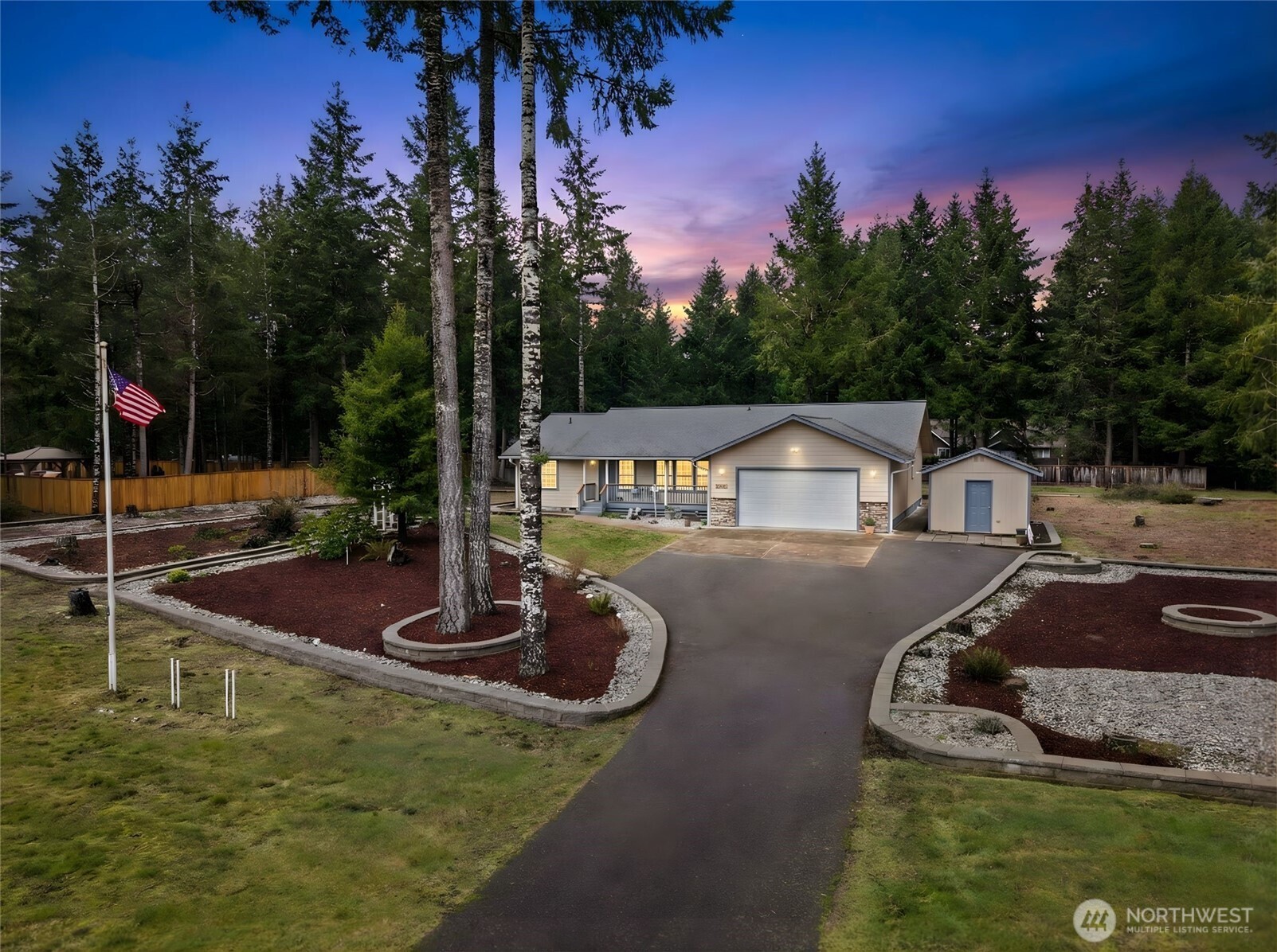 5016 E Brockdale Rd , Shelton, WA 98584