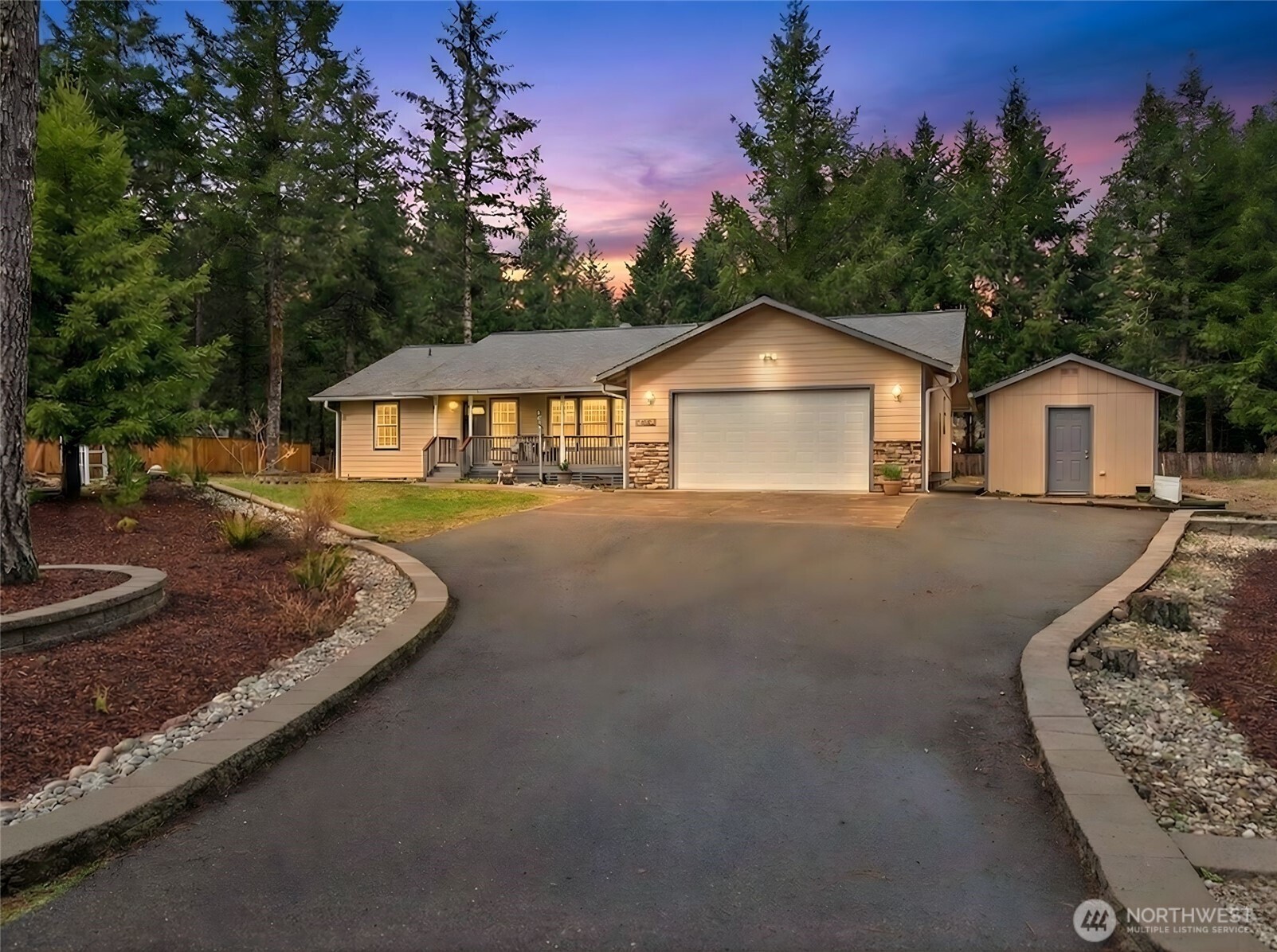 5016 E Brockdale Rd , Shelton, WA 98584