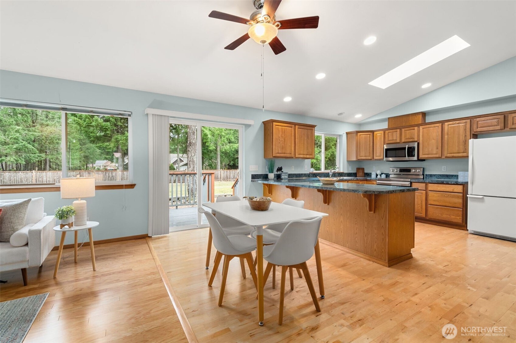 5016 E Brockdale Rd , Shelton, WA 98584