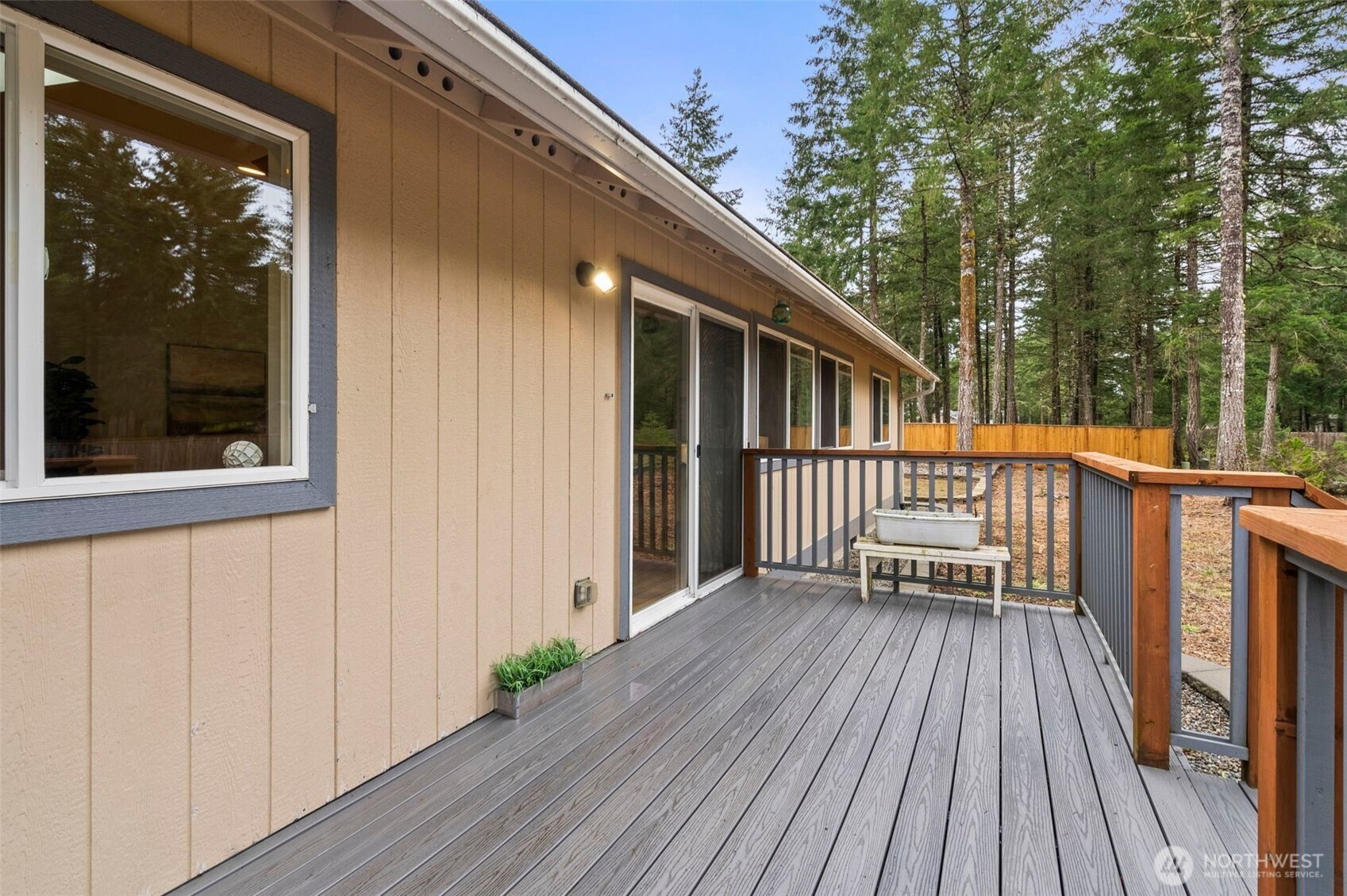 5016 E Brockdale Rd , Shelton, WA 98584