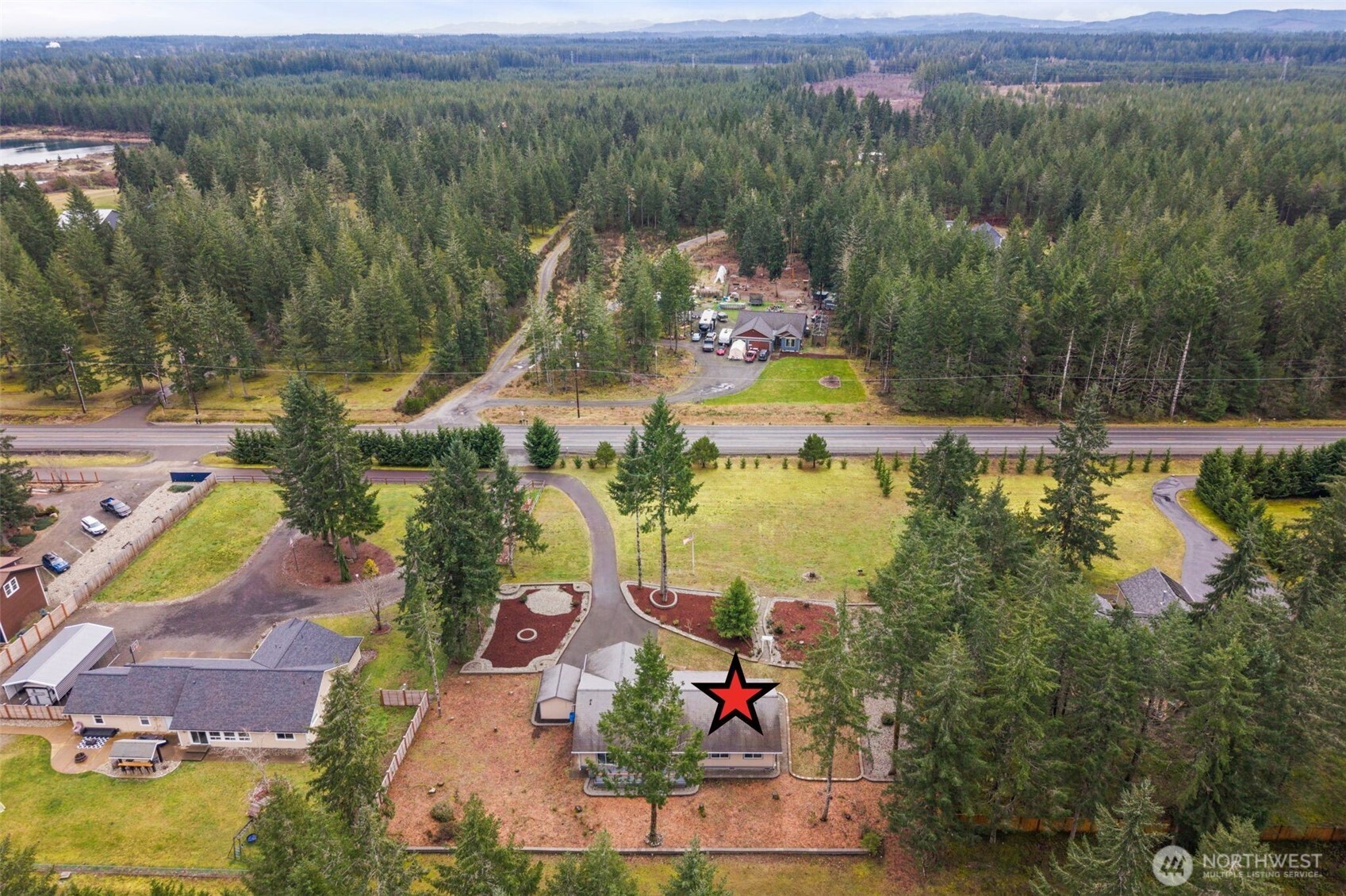 5016 E Brockdale Rd , Shelton, WA 98584