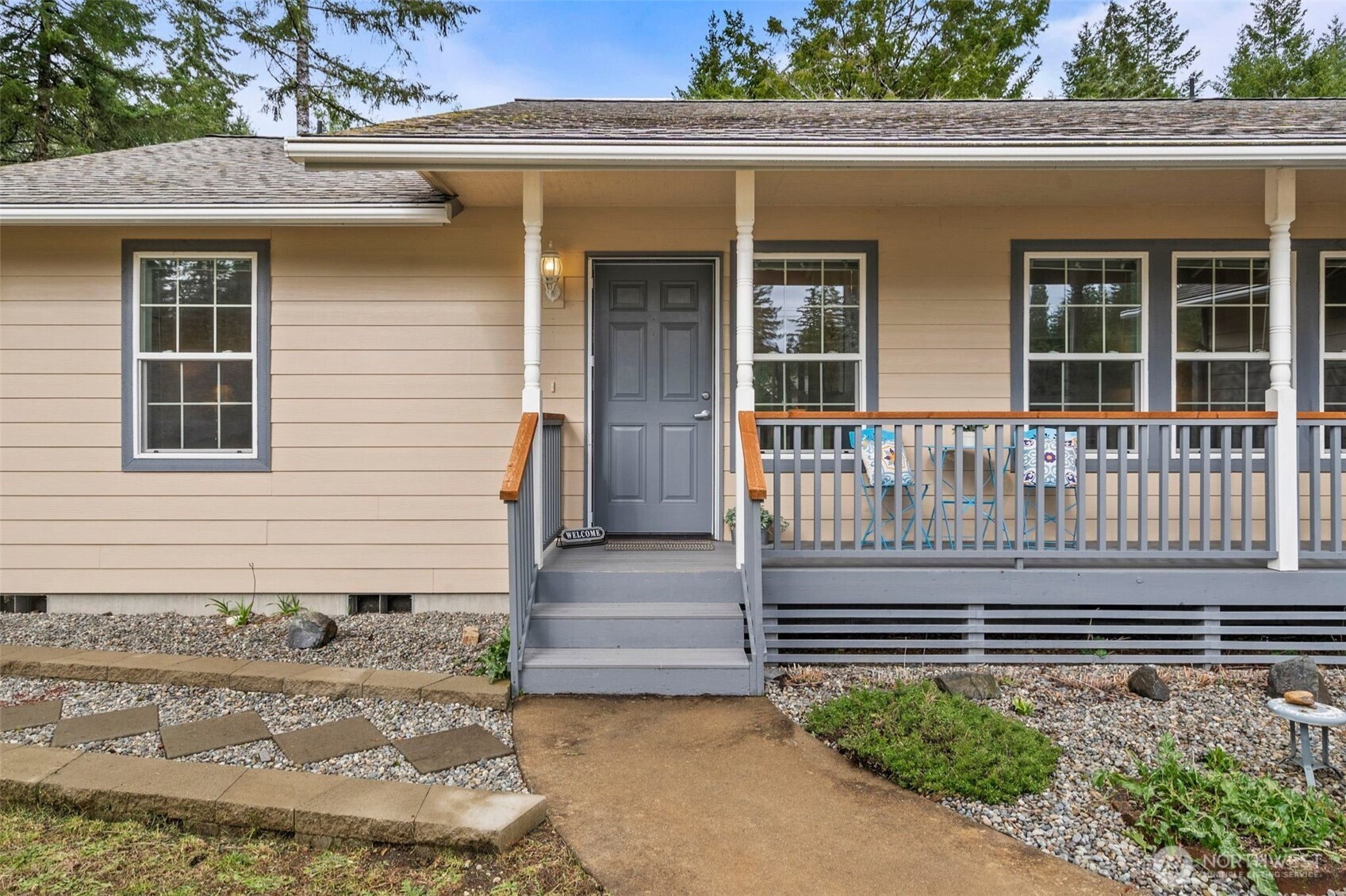 5016 E Brockdale Rd , Shelton, WA 98584