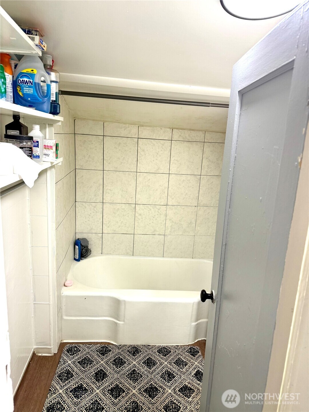 11040 11th Avenue SW, Seattle, WA 98146-3911