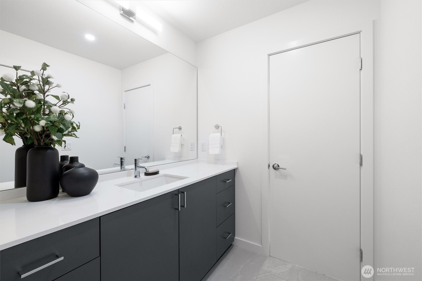 6614 Carleton Avenue S #B, Seattle, WA 98108