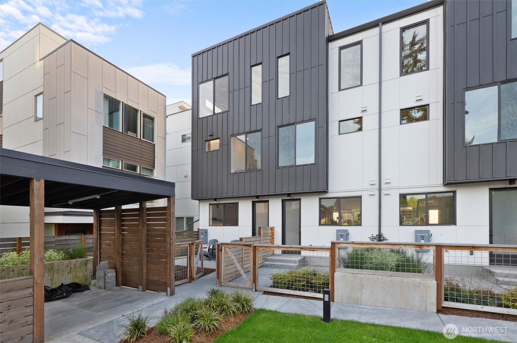 6614 Carleton Avenue S #A, Seattle, WA 98108