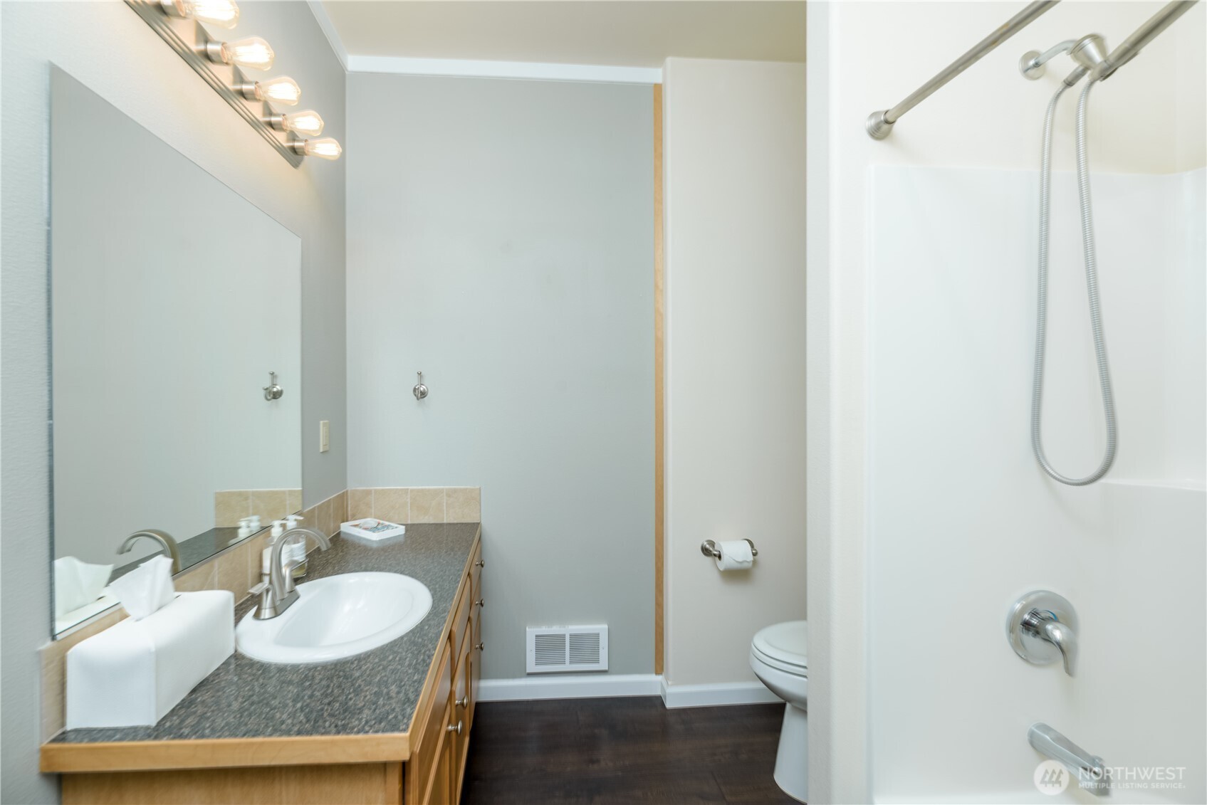 21 American Eagle Drive , Sequim, WA 98382