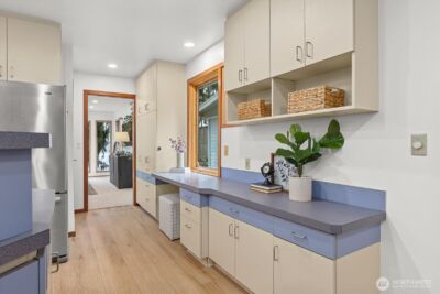 11904 Lakeside Avenue NE, Seattle, WA 98125 - Photo 13