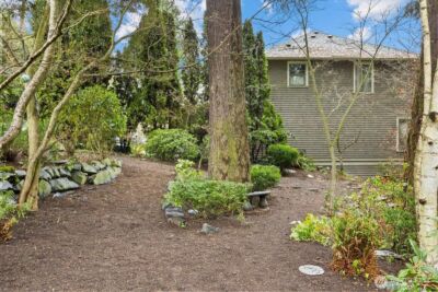 11904 Lakeside Avenue NE, Seattle, WA 98125 - Photo 32