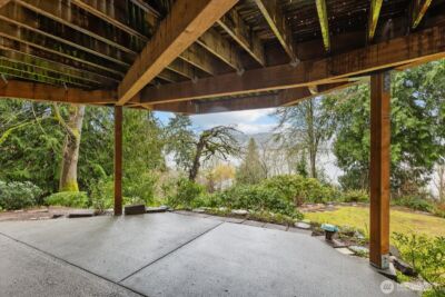 11904 Lakeside Avenue NE, Seattle, WA 98125 - Photo 34