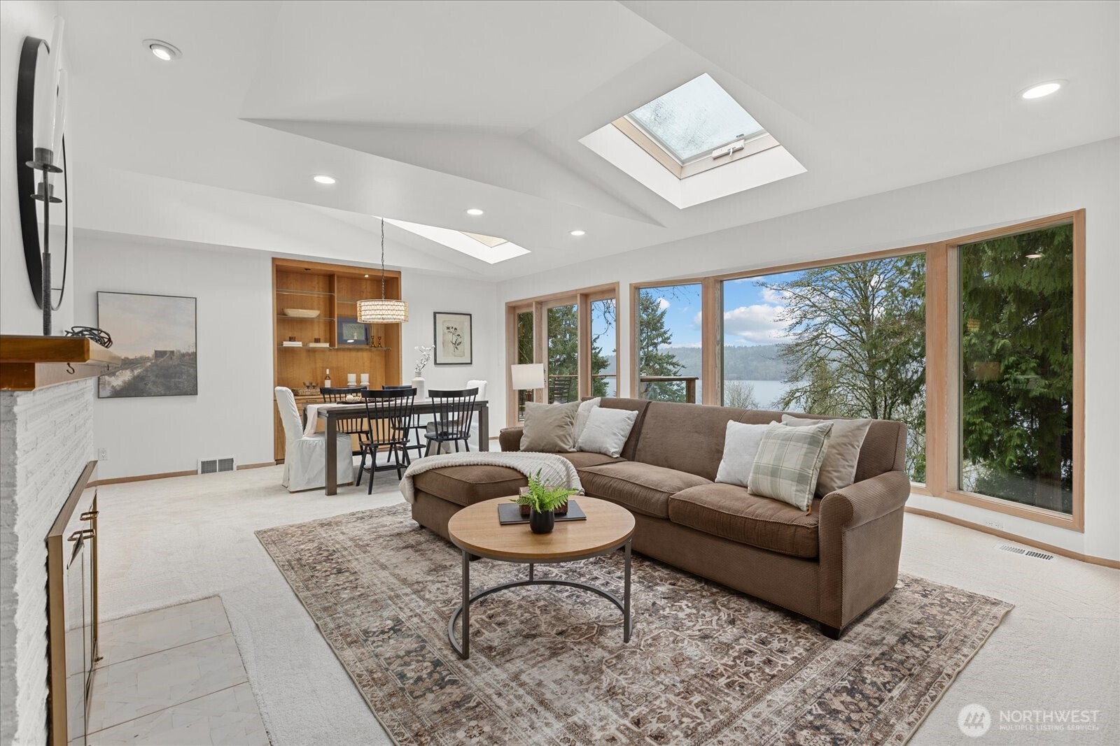 11904 Lakeside Avenue NE, Seattle, WA 98125