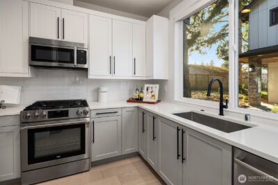 10931 NE 133rd Street , Kirkland, WA 98034 - Photo 14