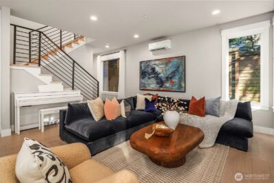 10931 NE 133rd Street , Kirkland, WA 98034 - Photo 3