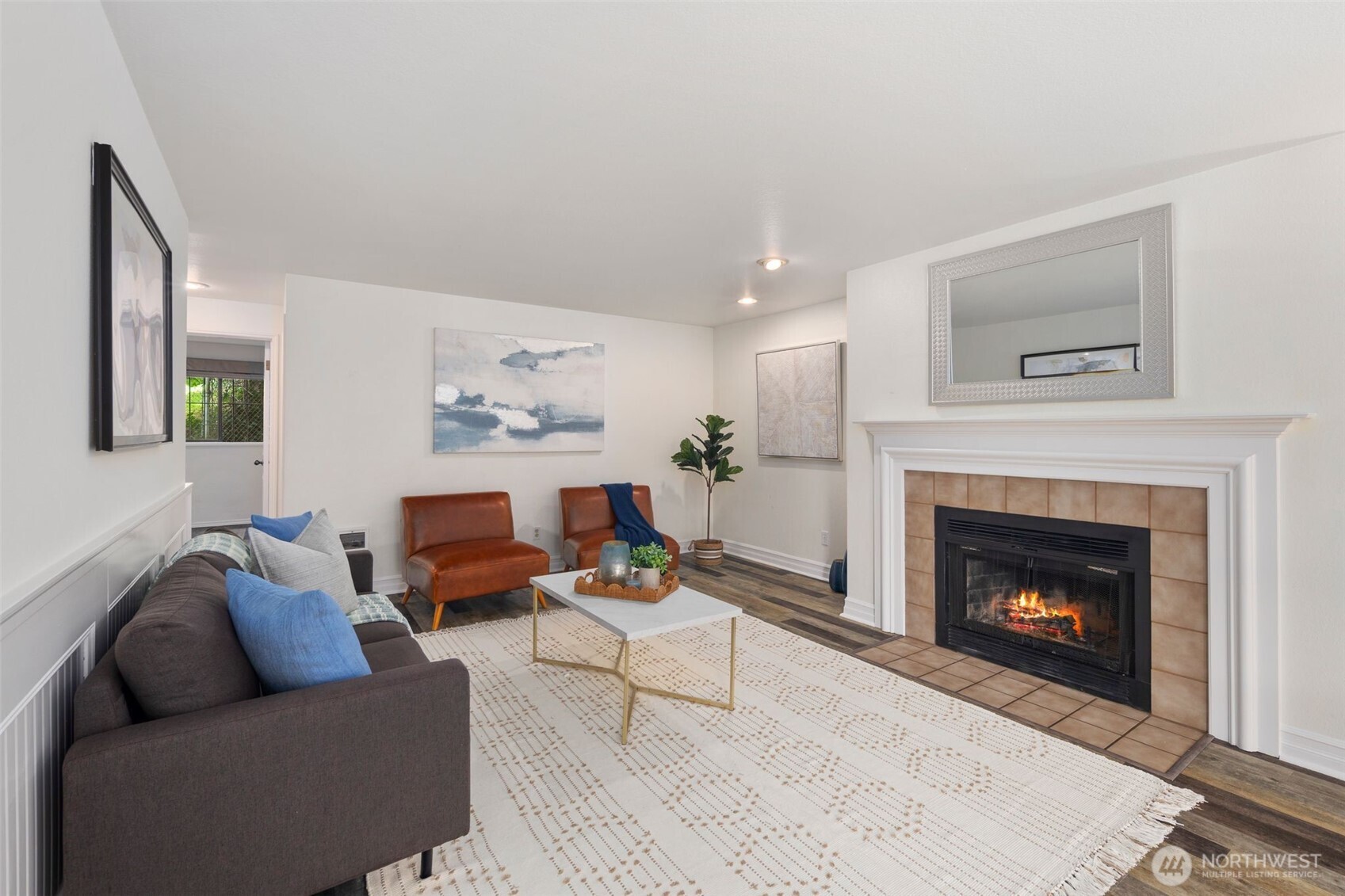 9920 NE 119th St #107, Kirkland, WA 98034