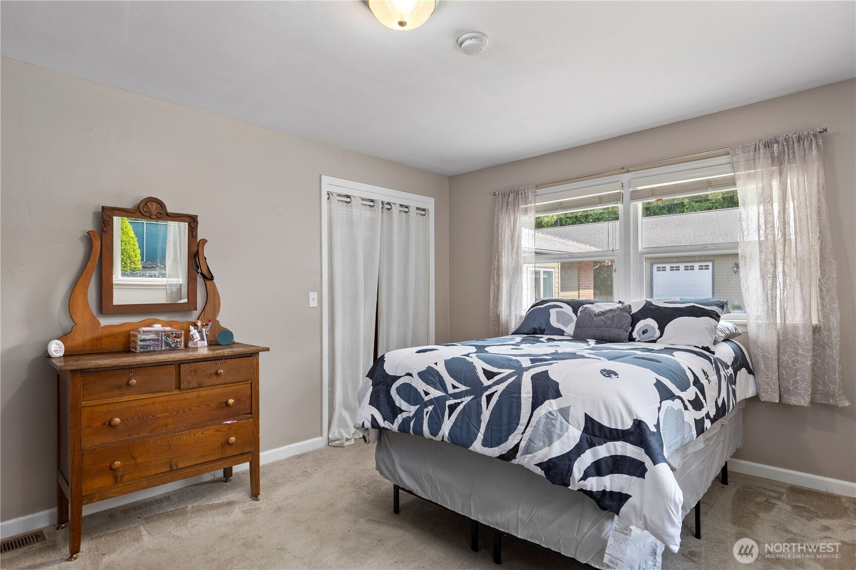 2606 Cooks Hill Road , Centralia, WA 98531-9122