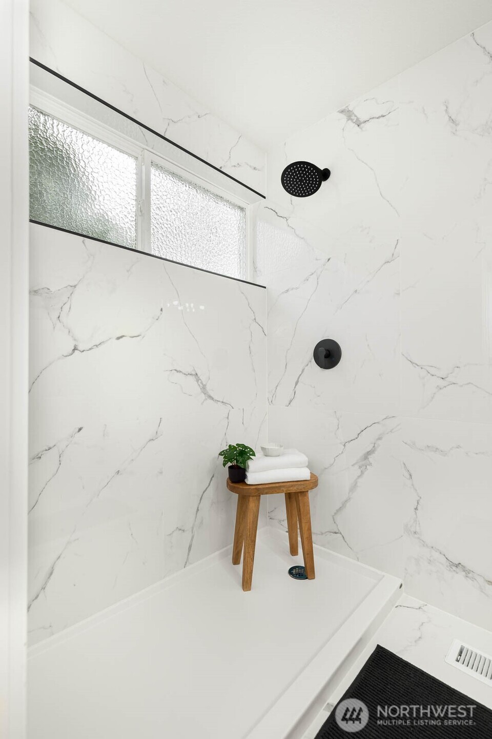 9802 Onyx Drive SW, Lakewood, WA 98498