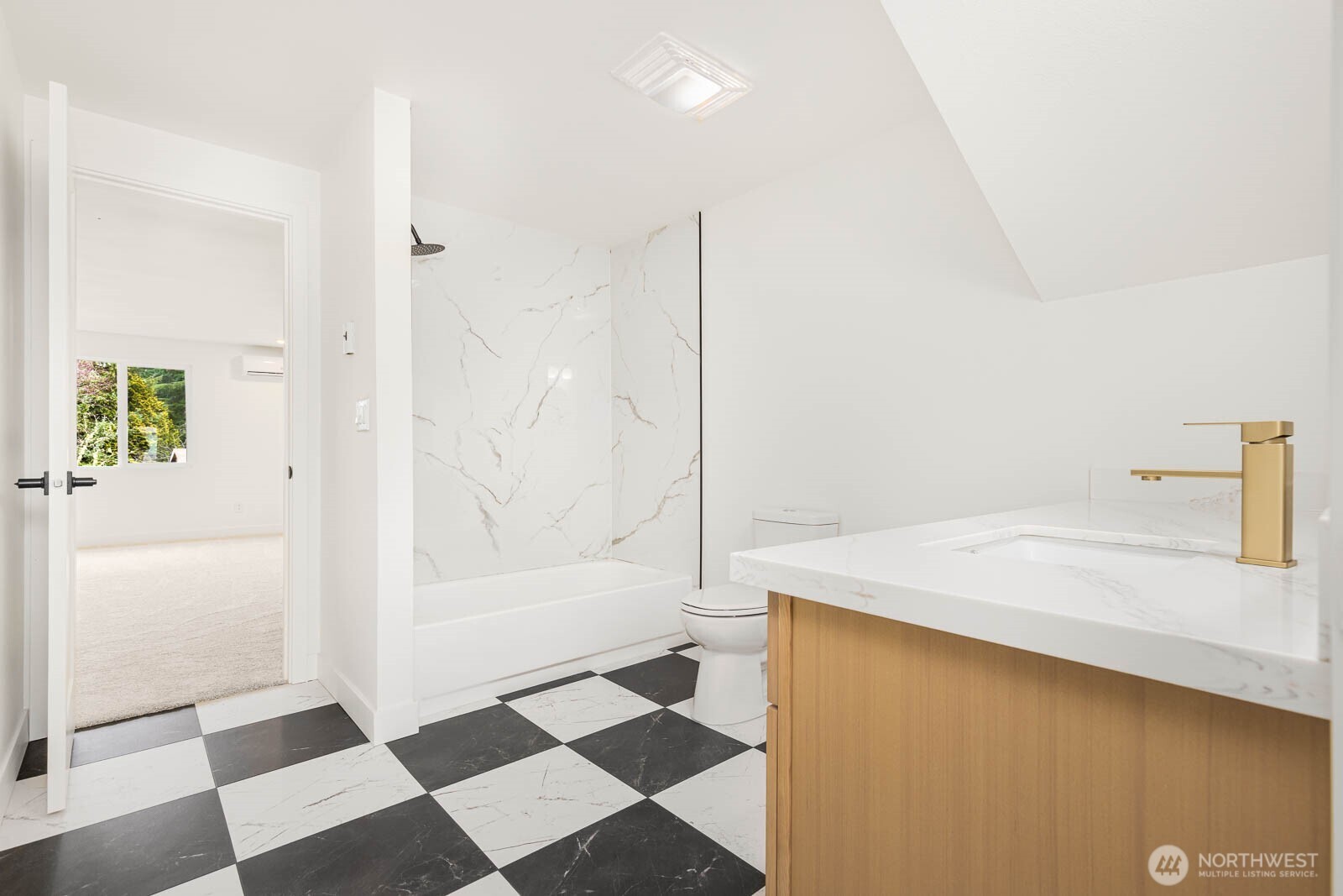 9802 Onyx Drive SW, Lakewood, WA 98498